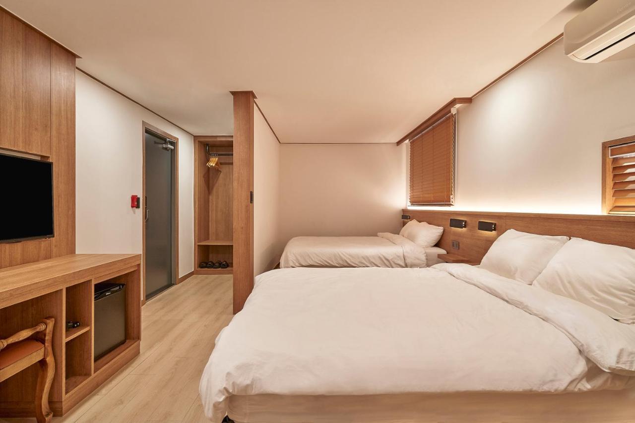 Monday Cracker Hongdae Hotel Seul Exterior foto