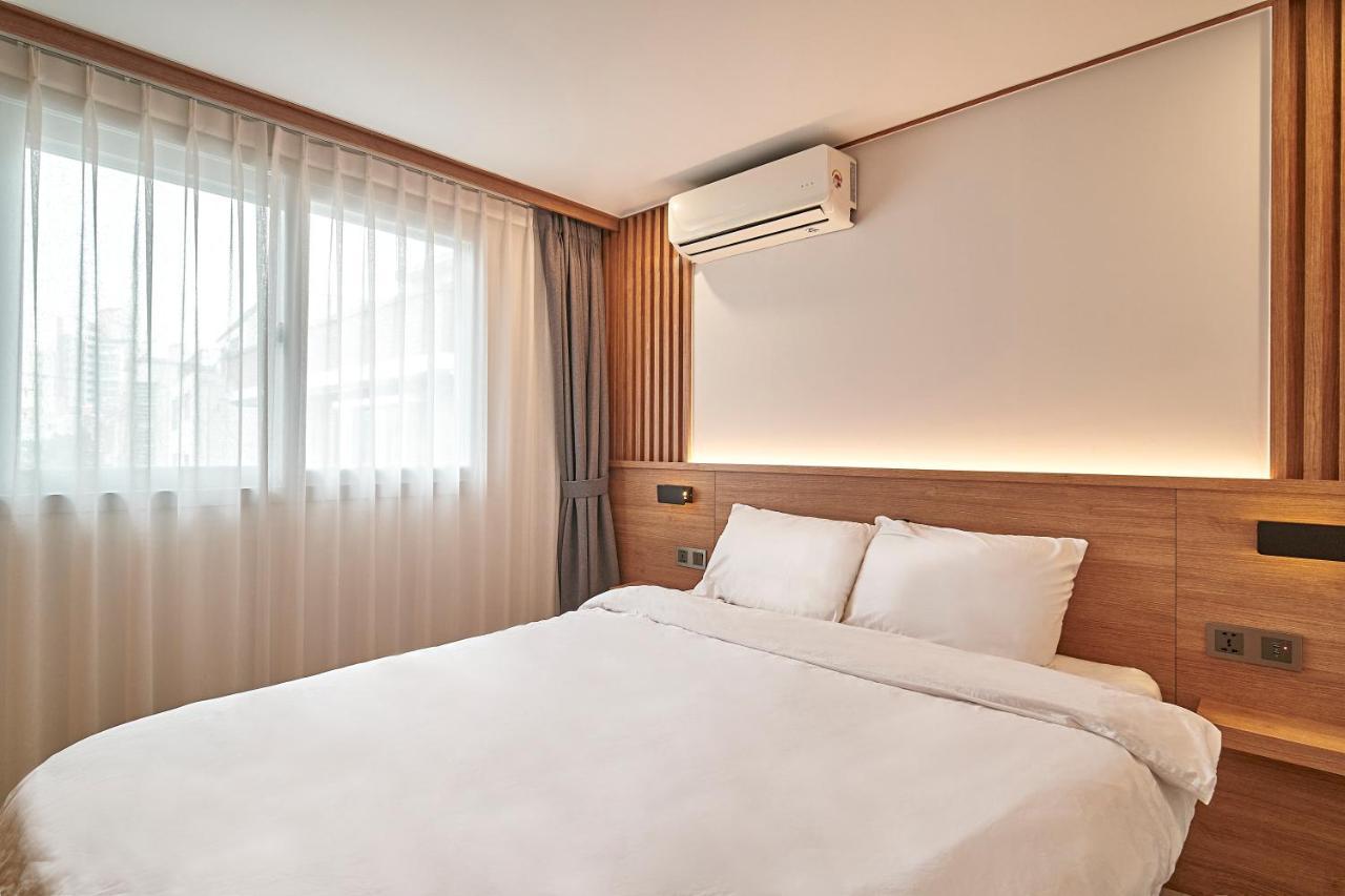 Monday Cracker Hongdae Hotel Seul Exterior foto